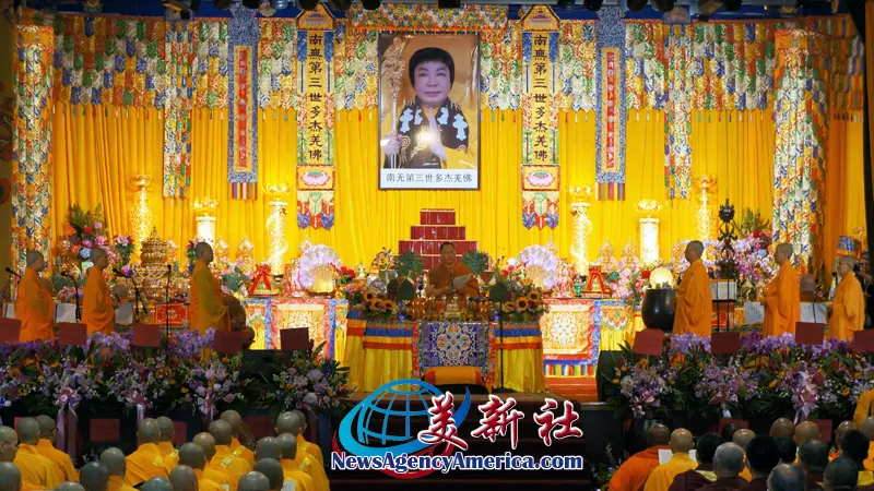 【新闻资讯】2025年《南 无 第 三 世 多 杰 羌 佛 经 藏 总 集》新卷隆重发行 全球佛教徒蒞美，共沐佛恩迎经藏-图片7