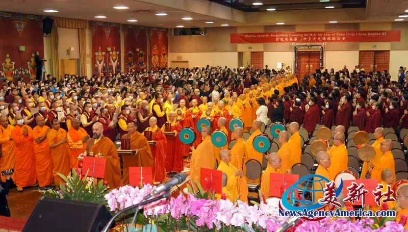 【新闻资讯】2025年《南 无 第 三 世 多 杰 羌 佛 经 藏 总 集》新卷隆重发行 全球佛教徒蒞美，共沐佛恩迎经藏-图片3